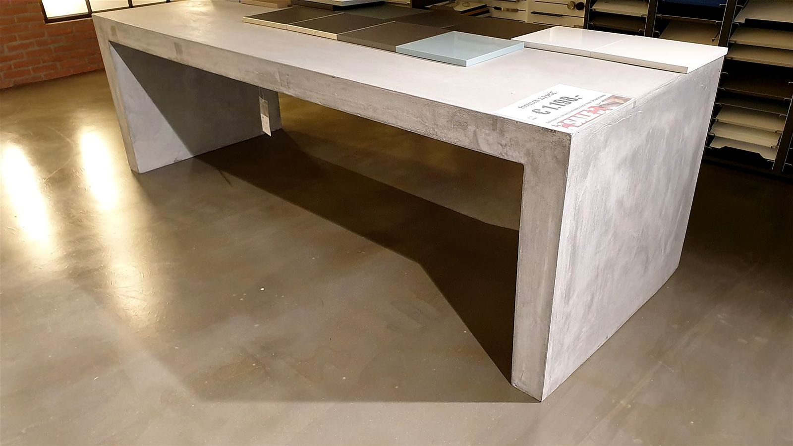 Esstisch 250 x 90 cm, Platte und Gestell Betonoptik, 11 cm