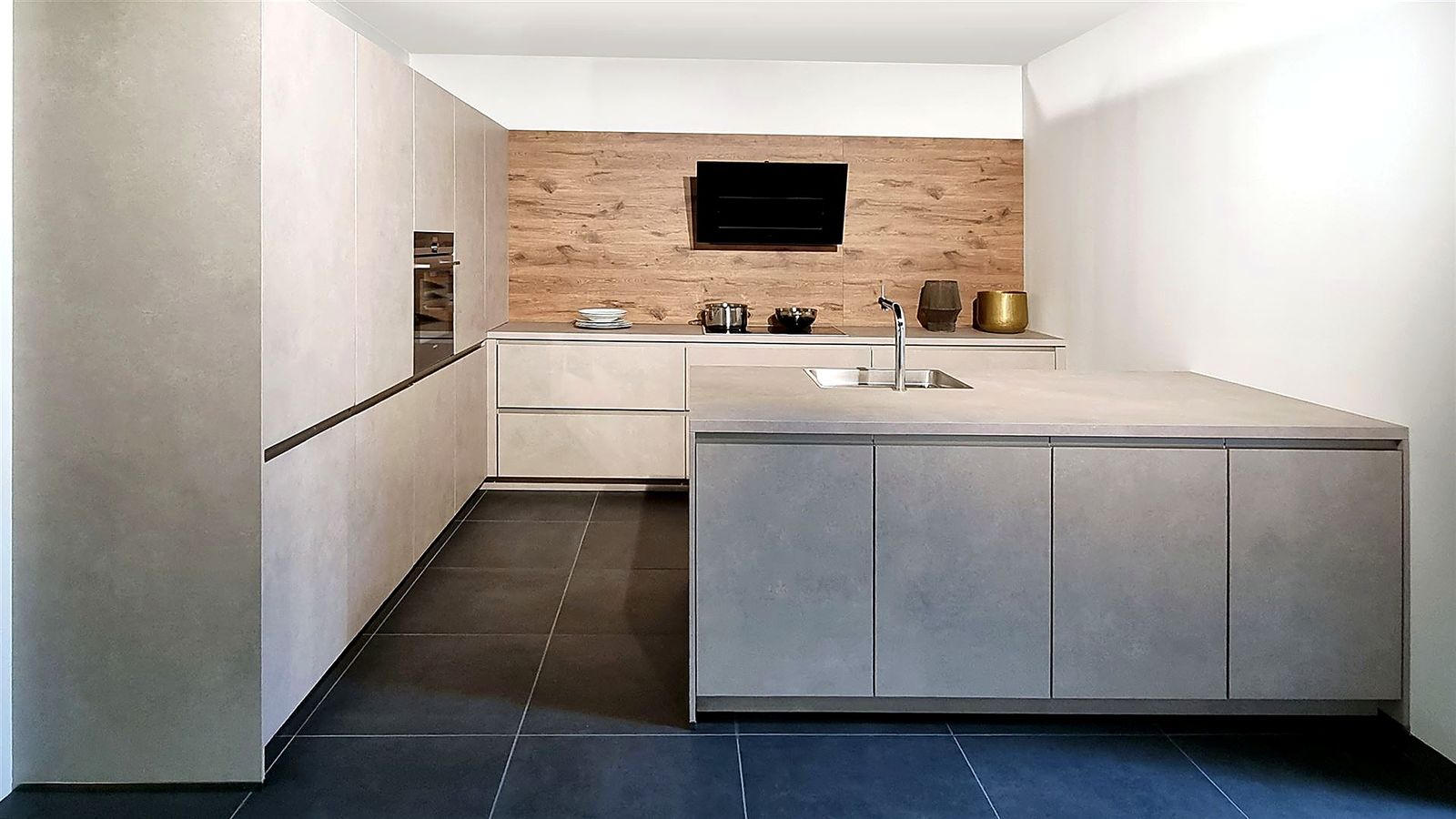 Raumidee 3183, Riva Beton Sand