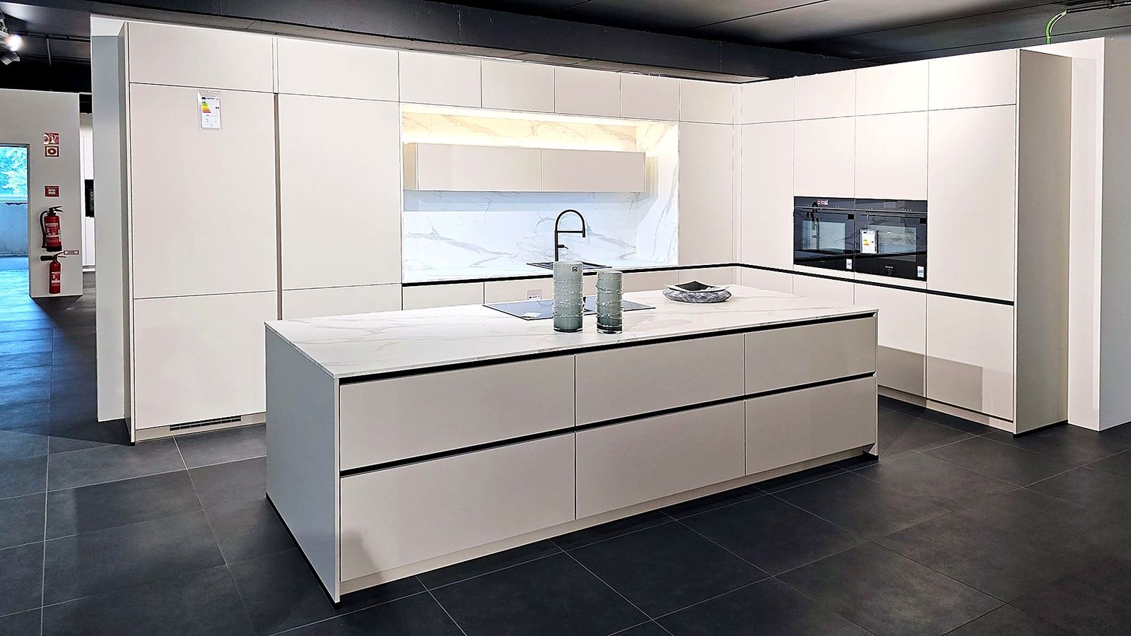 Raumidee 3189, Easytouch Lacklaminat Sand Matt